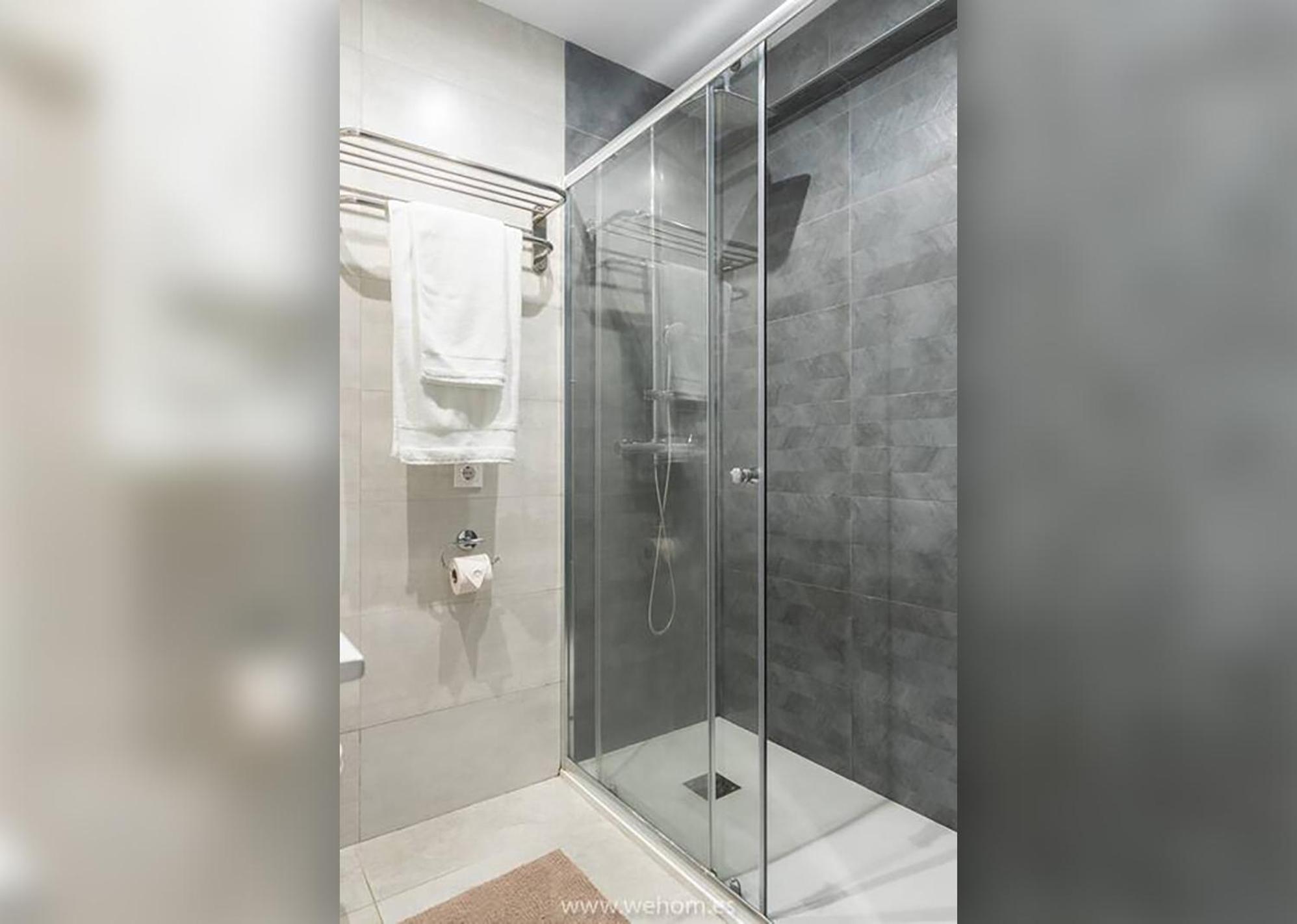 Moderno Y Comodo Apartamento En Calle Vargas Santender Kültér fotó